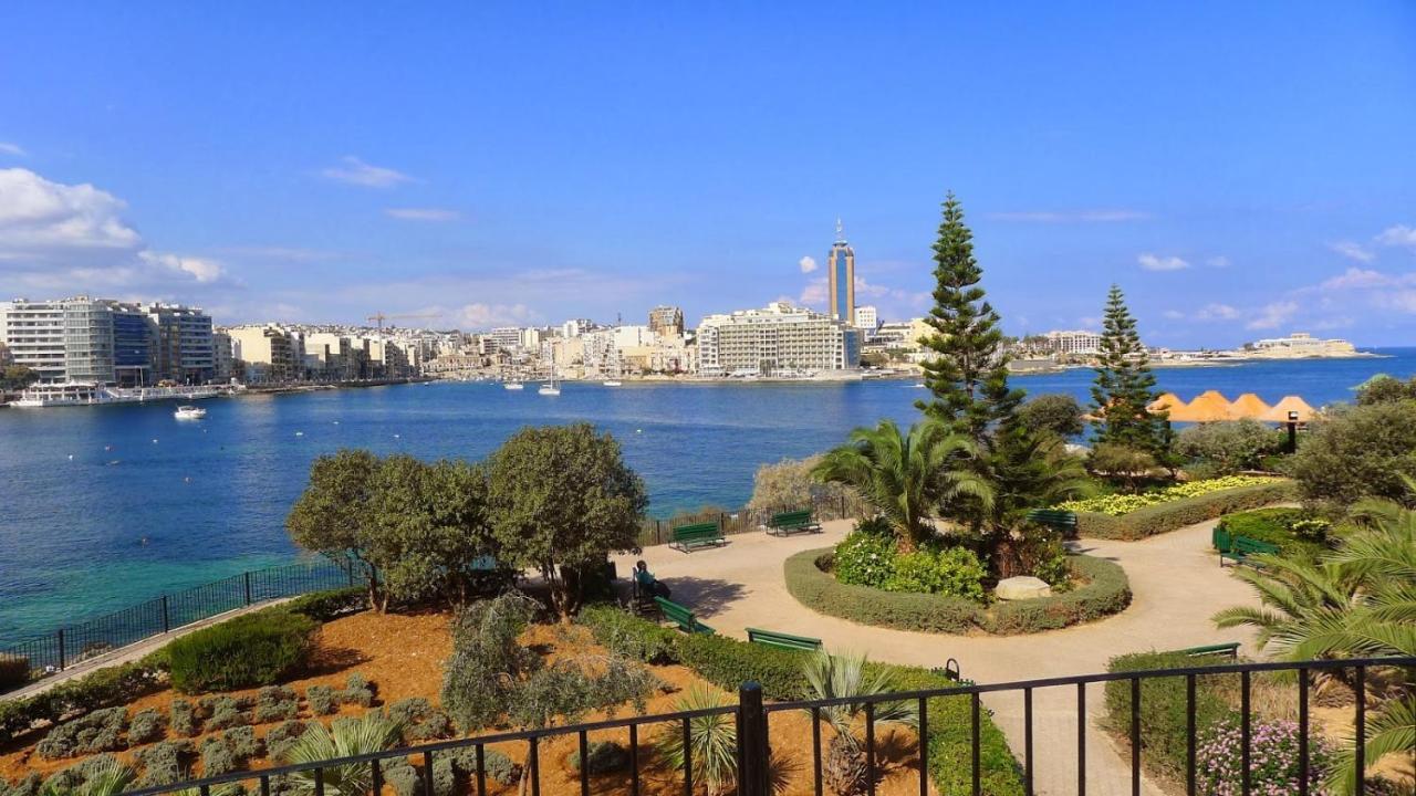 Deluxe Apartment With Valletta And Harbour Views Слима Экстерьер фото