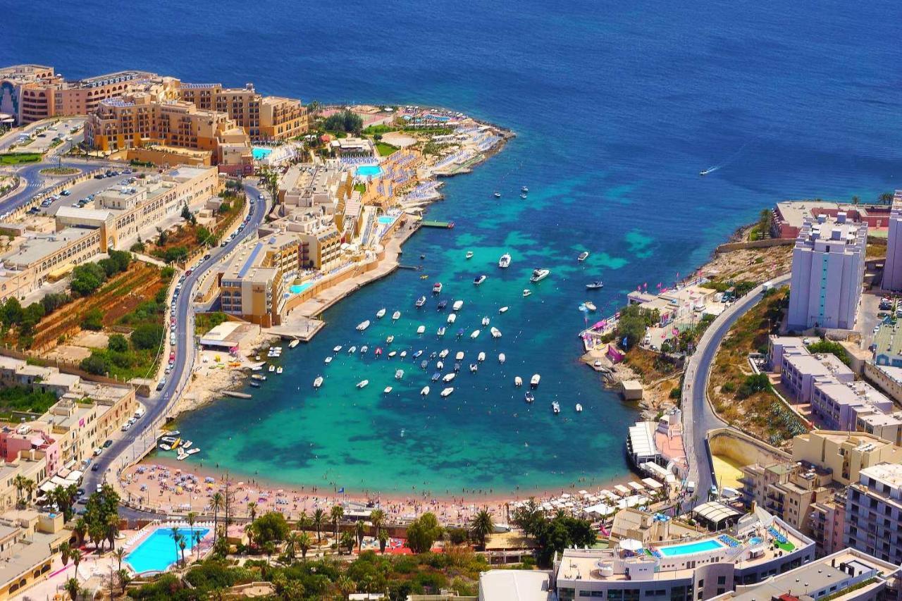 Deluxe Apartment With Valletta And Harbour Views Слима Экстерьер фото