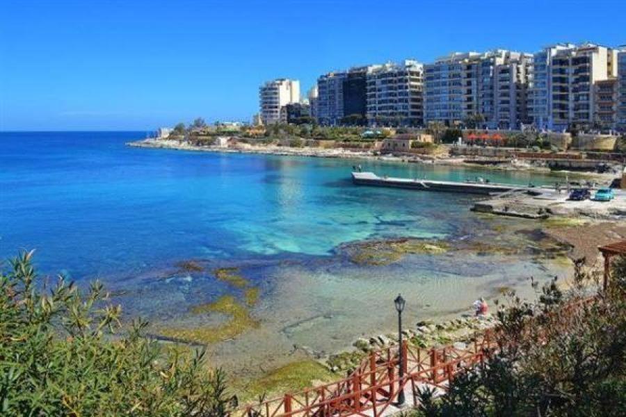 Deluxe Apartment With Valletta And Harbour Views Слима Экстерьер фото