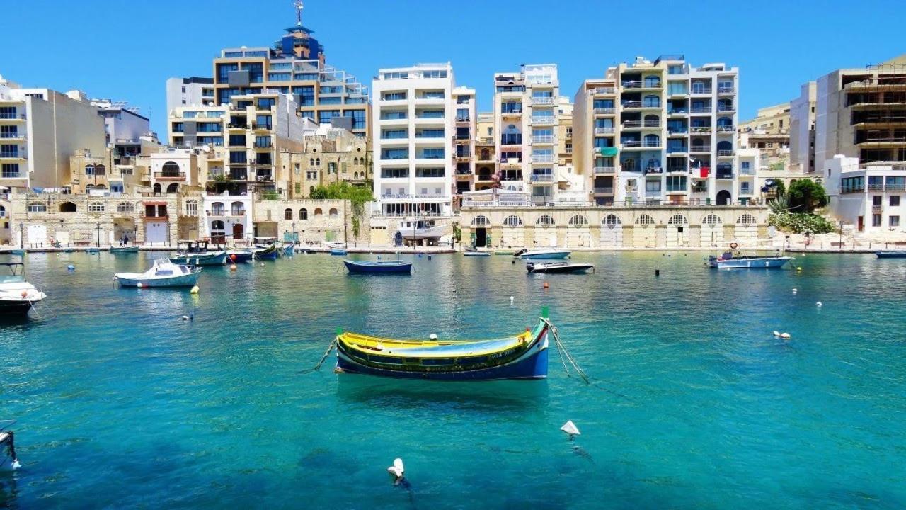 Deluxe Apartment With Valletta And Harbour Views Слима Экстерьер фото