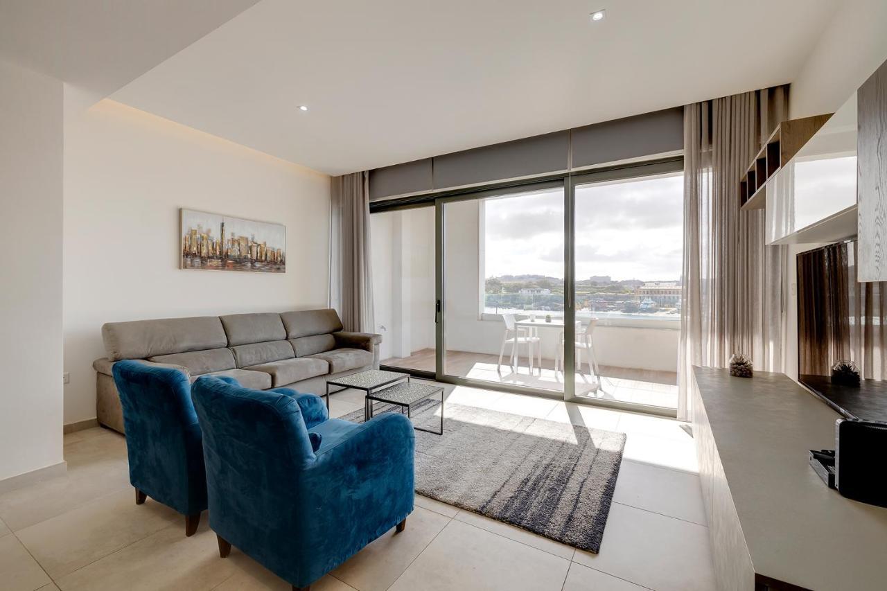 Deluxe Apartment With Valletta And Harbour Views Слима Экстерьер фото