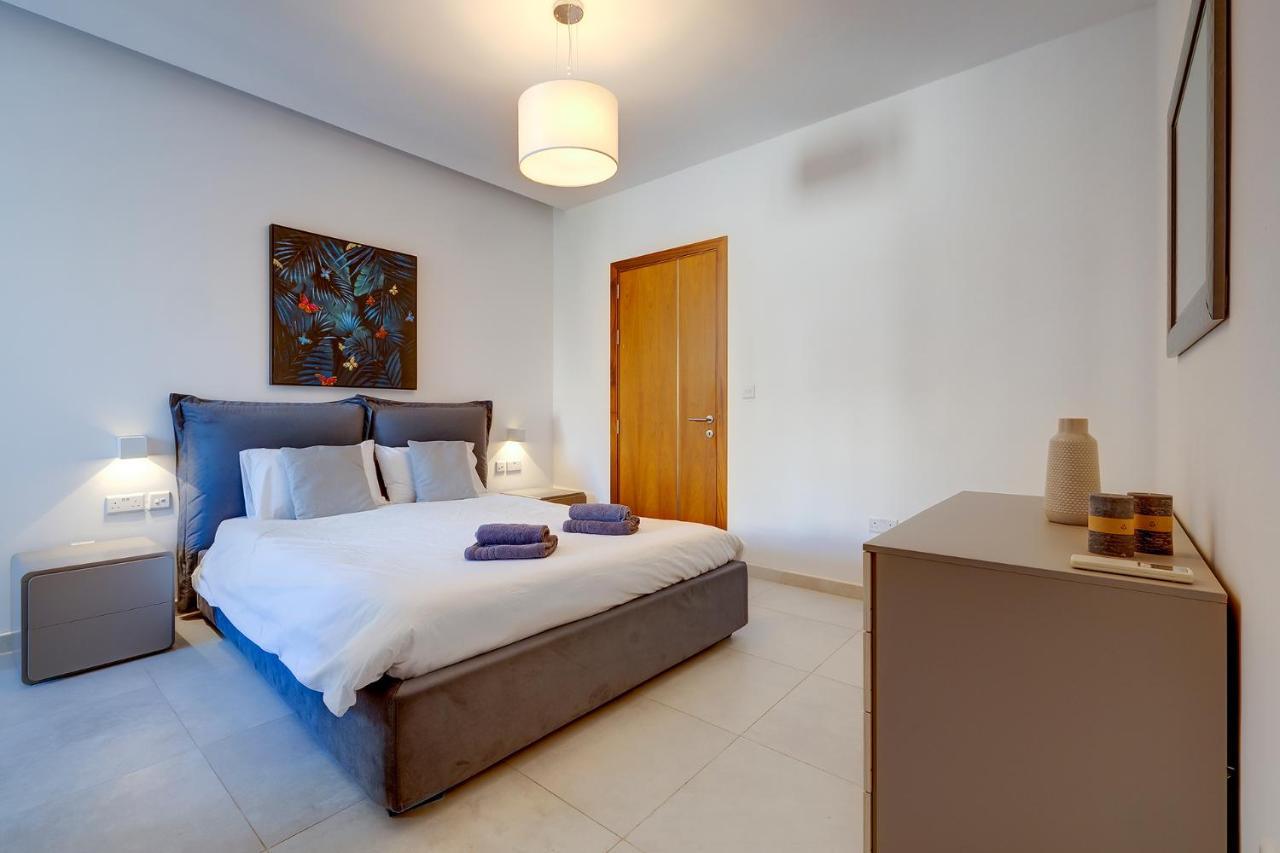 Deluxe Apartment With Valletta And Harbour Views Слима Экстерьер фото